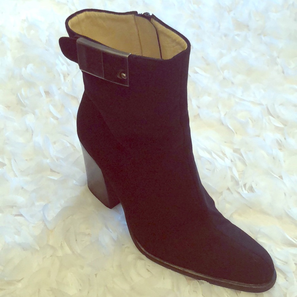 Miu Miu boots. Black size 10